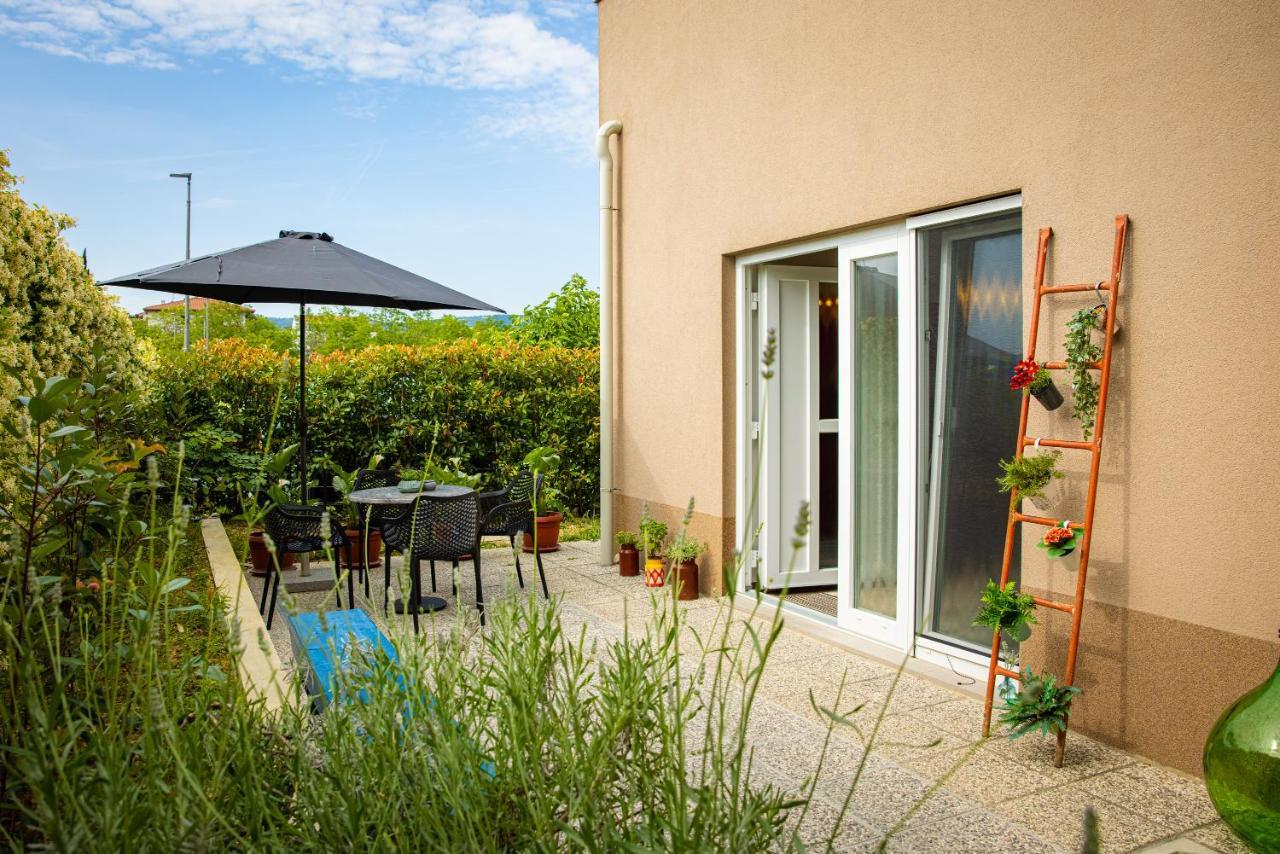 House Frida Apartment Koper Bagian luar foto