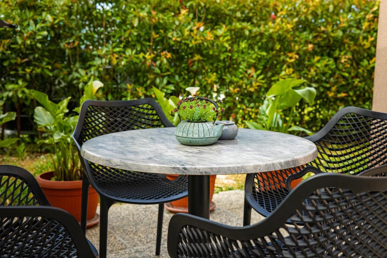 House Frida Apartment Koper Bagian luar foto